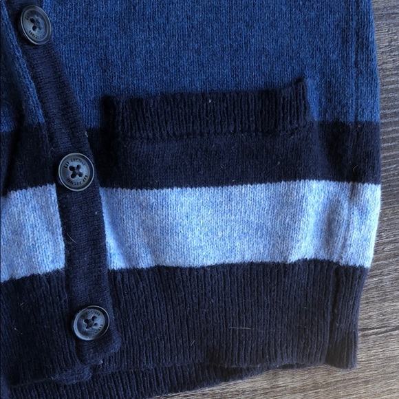 Gap Cardigan | 2T | Button Up | Function Pockets - Picture 3 of 3